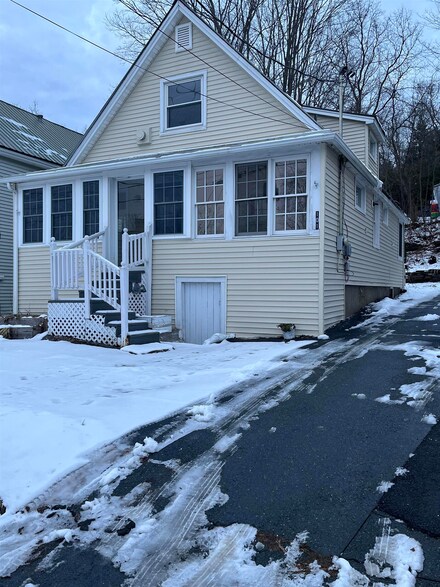 101 Caledonia St, Saint Johnsbury, VT 05819