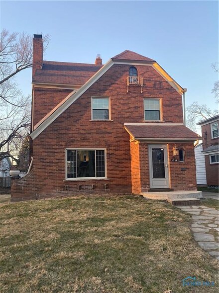 1756 Wellesley Dr, Toledo, OH 43606