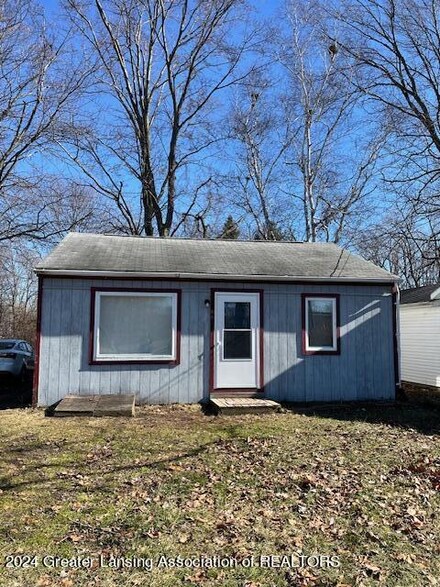 6611 S Washington Ave, Lansing, MI 48911
