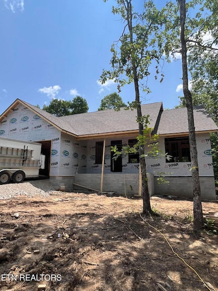 382 St George Dr, Crossville, TN 38558