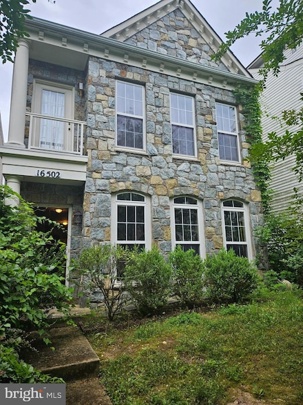 16502 Bobster Ct, Woodbridge, VA 22191