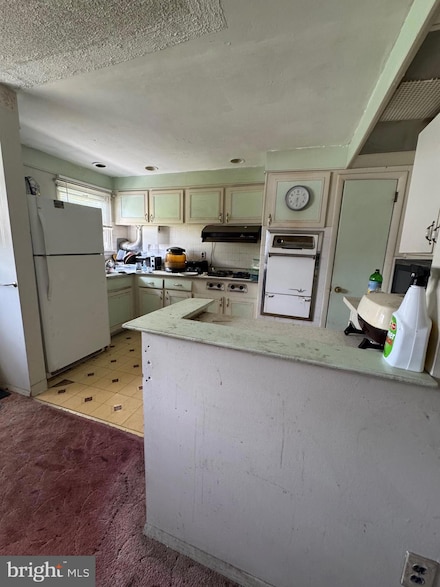 12603 Biscayne Dr, Philadelphia, PA 19154