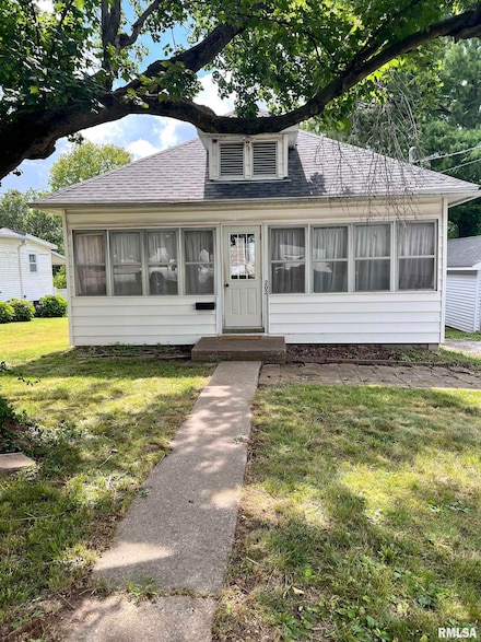 202 Wilson St, Anna, IL 62906