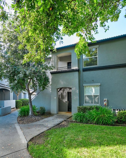 5201 Laguna Oaks Dr Unit 174, Elk Grove, CA 95758