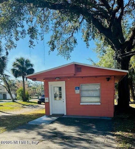 529 S 9th St, Fernandina Beach, FL 32034