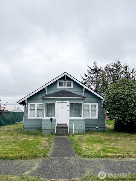 919 W Heron St, Aberdeen, WA 98520