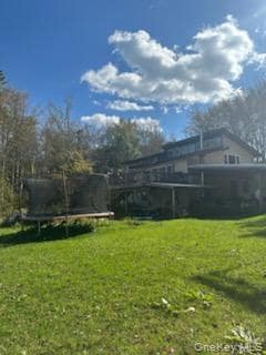 10 Dorm Dr, Hurleyville, NY 12747