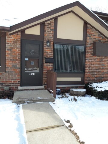 1S130 Stratford Ln, Villa Park, IL 60181