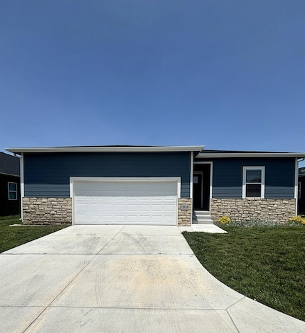 12910 E Equestrian St, Wichita, KS 67230
