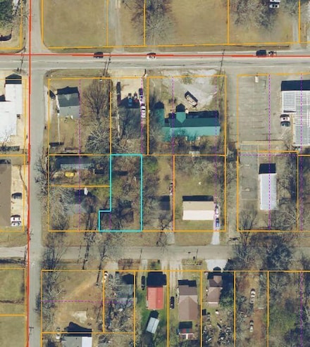 1701 E 6th St, Corinth, MS 38834