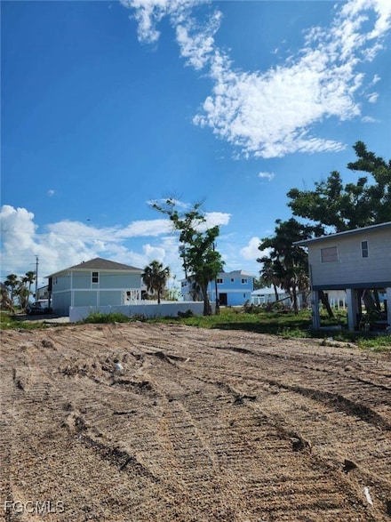 7910 Buccaneer Dr, Fort Myers Beach, FL 33931