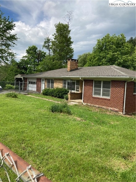 5854 U S Highway 421 N, Vilas, NC 28692