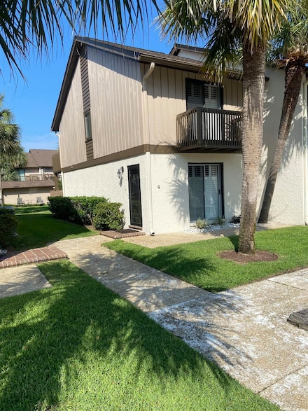 10200 Lake Shore Dr Unit 4, Myrtle Beach, SC 29572