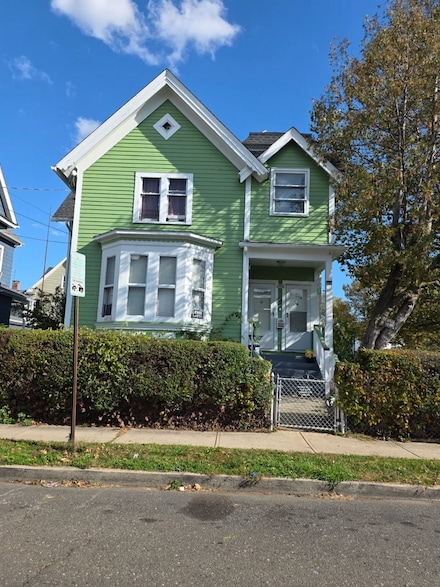 274 Park St, Bridgeport, CT 06608