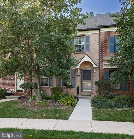 115 Winged Foot Ct, Royersford, PA 19468