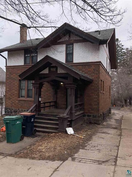 419 N 18th Ave E, Duluth, MN 55812