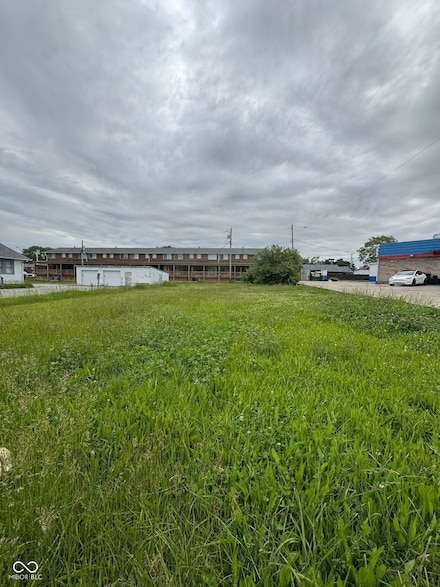 4609 Shadeland Ave, Lawrence, IN 46226