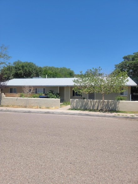 1209 Cordova Ave NW, Albuquerque, NM 87107