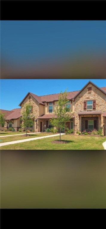 107 Deacon Dr W, College Station, TX 77845