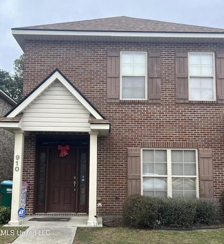 910 Jefferson Dr, Gulfport, MS 39507