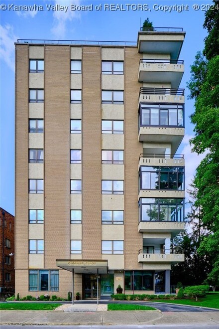 1578 Kanawha Blvd E Unit 3B, Charleston, WV 25311