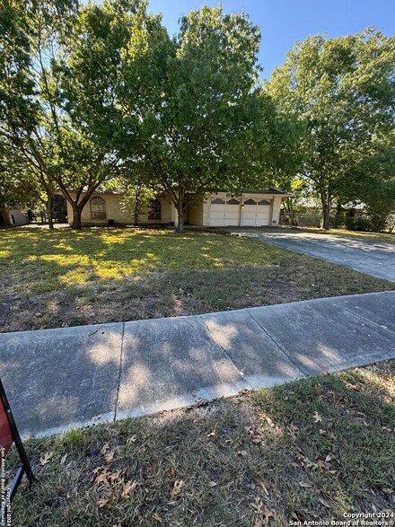 10507 Luzon Dr, San Antonio, TX 78217
