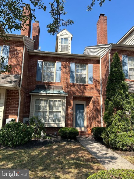 700 Farmington Ave Unit 50, Pottstown, PA 19464