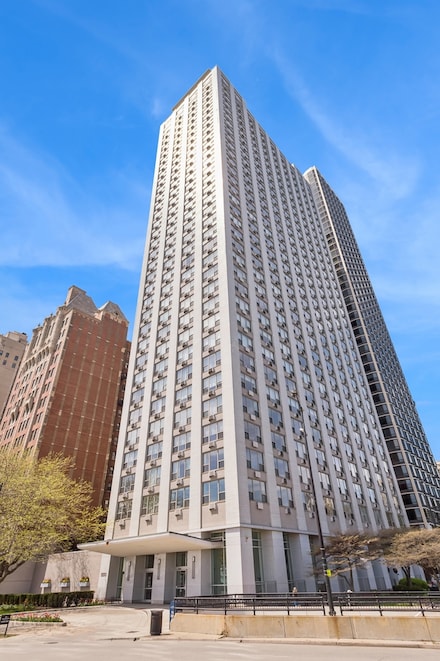 1550 N Lake Shore Dr Unit 7D, Chicago, IL 60610