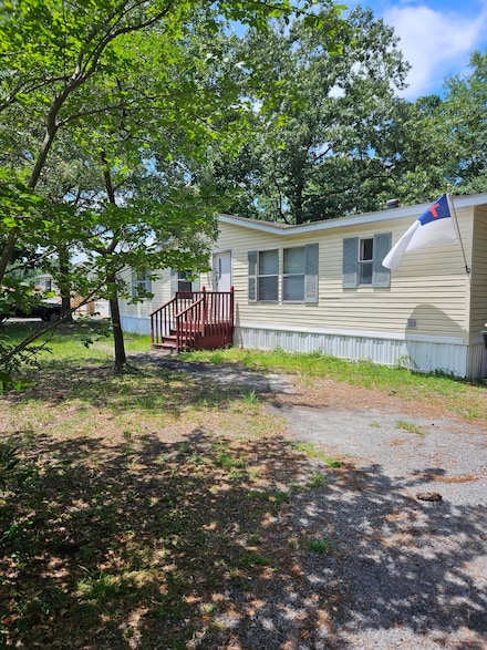 148 Albacore Rd, Bonneau, SC 29431