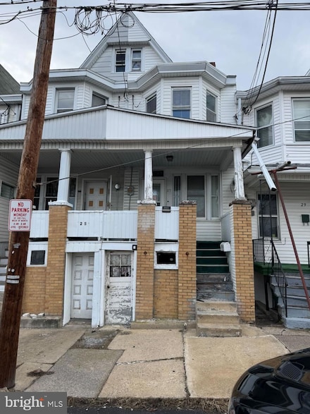27 S Spruce St, Mount Carmel, PA 17851
