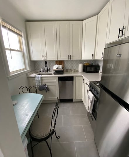 90 Winthrop Shore Dr Unit 10, Winthrop, MA 02152