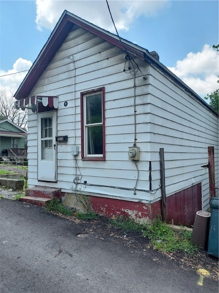 1233 Scott St, McKeesport, PA 15132