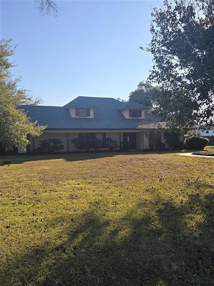 211 Senator Ln, Lake Charles, LA 70611