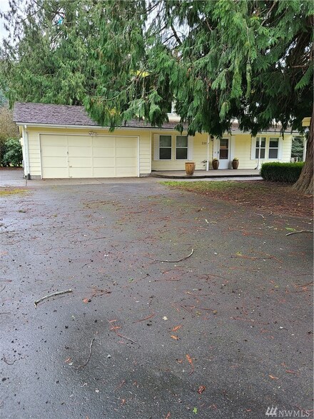 21017 178th St E, Orting, WA 98360