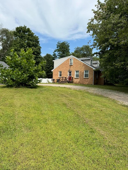 9239 Vergennes St SE, Ada, MI 49301