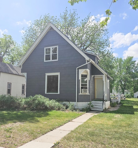 249 Hollett St, Tracy, MN 56175
