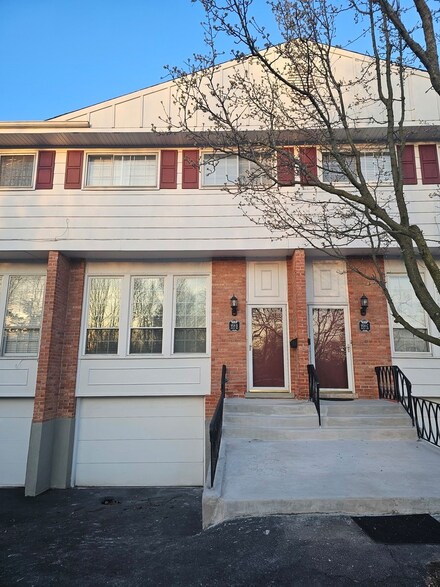 958 Green Bay Rd Unit B, Glencoe, IL 60022