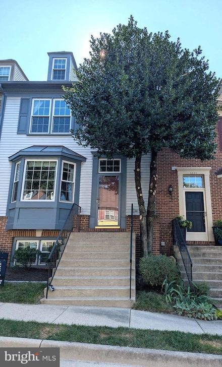 8837 Eagle Rock Ln, Springfield, VA 22153