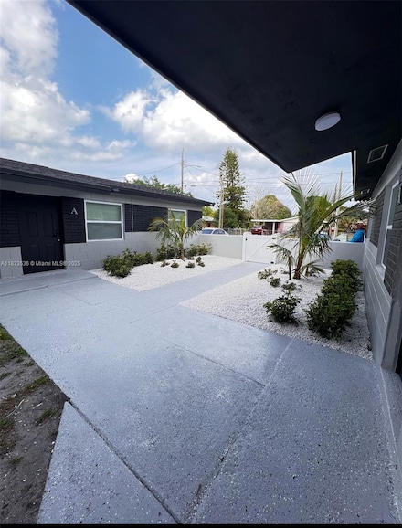 711 N 23rd St, Fort Pierce, FL 34950