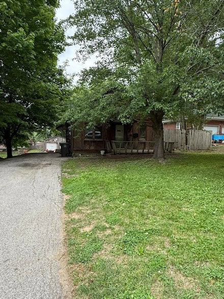 102 E Thornton Ave, Des Moines, IA 50315