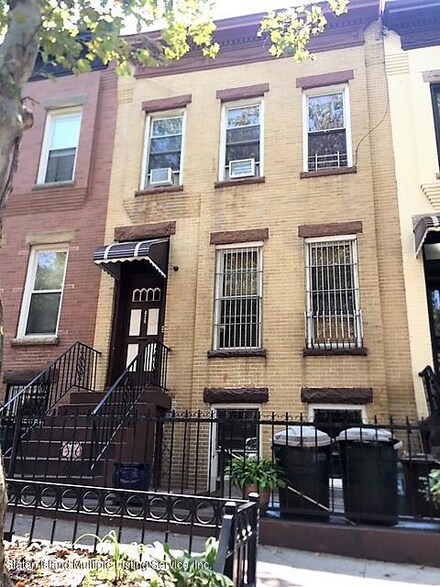 424 41st St, Brooklyn, NY 11232