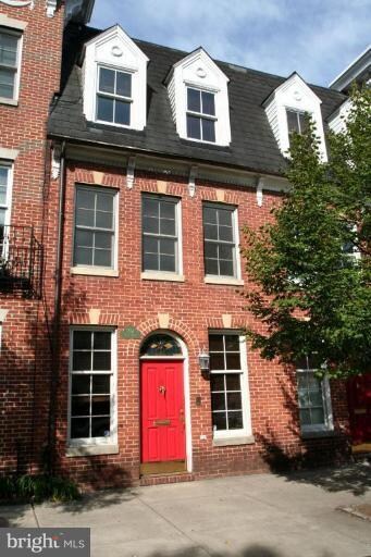 704 S Bond St, Baltimore, MD 21231