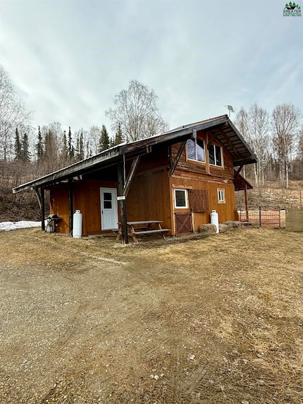 1375 Blackberry Dr, Fairbanks, AK 99712