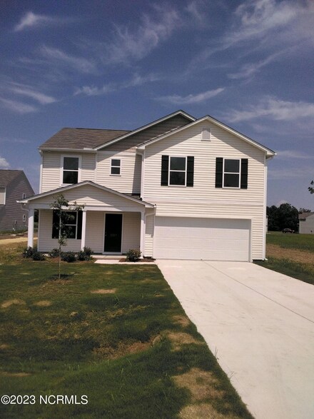 3387 Danfield Dr, La Grange, NC 28551