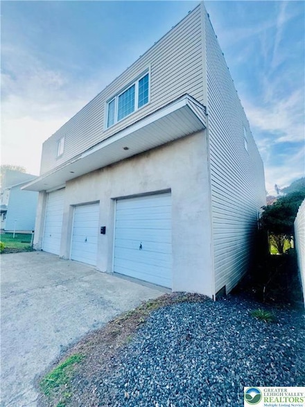 1117 Burton St, Freeland, PA 18224