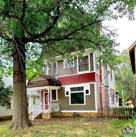 228 SW Harrison St, Topeka, KS 66603