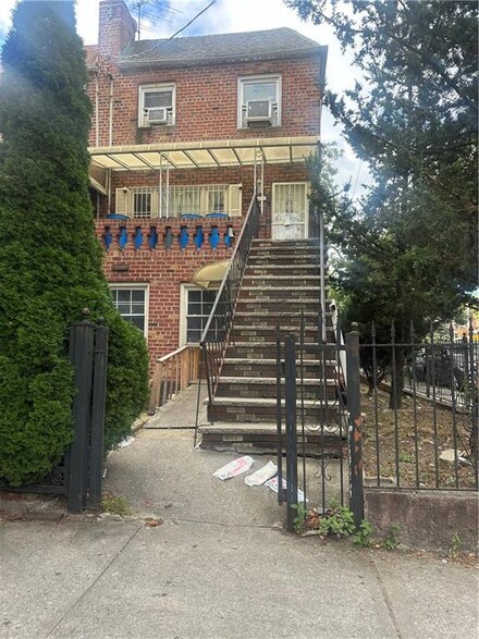 602 E 81st St, Brooklyn, NY 11236