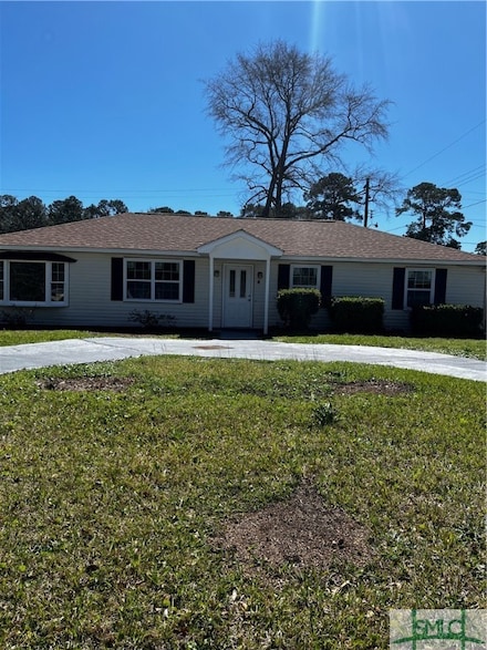 4 Friar Tuck Dr, Savannah, GA 31406