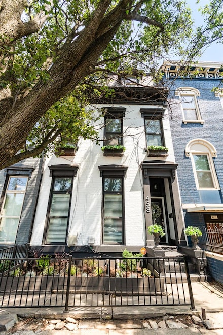 458 Dayton St, Cincinnati, OH 45214