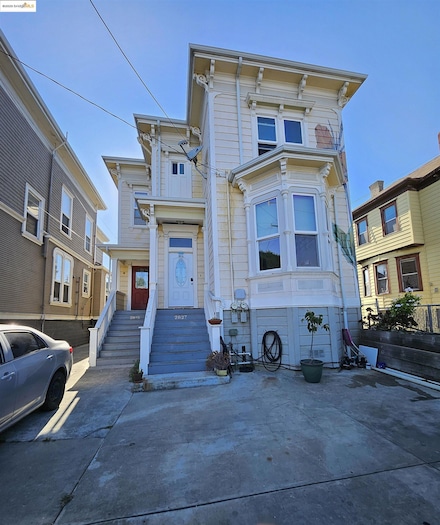 2825 Market St, Emeryville, CA 94608